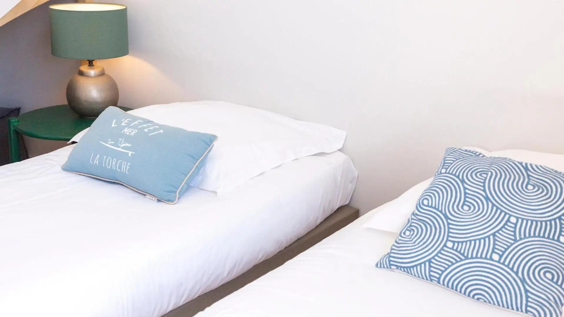 Cozy Breizh -4 Ch 8 Pers- 1Km Plage Penmarc'h 0*,  France